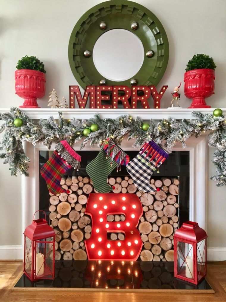 decoration-cheminee-noel-exemple-style-traditionnel-modele