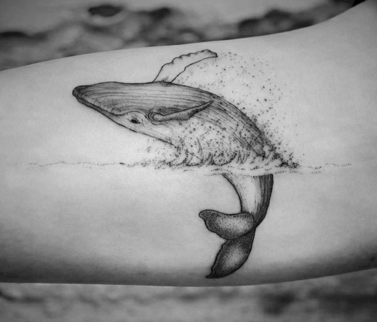 tatouage baleine idée tatouage bras homme femme original