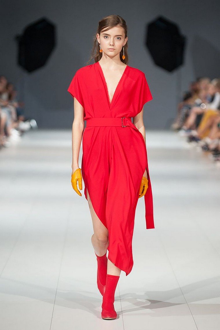 rouge-cerise-robe-fashion-tendance