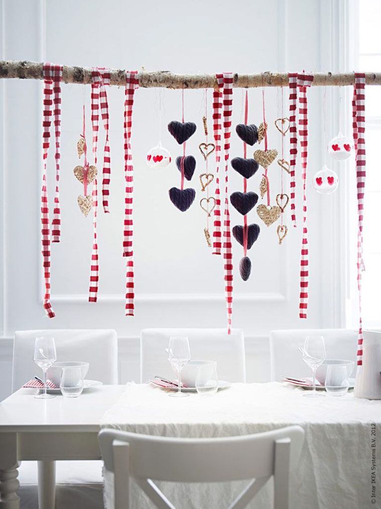 decoration st valentin pour table suspension