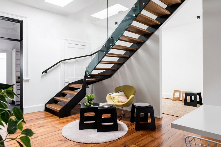 escaliers-rangement-bois-appartement-refresh