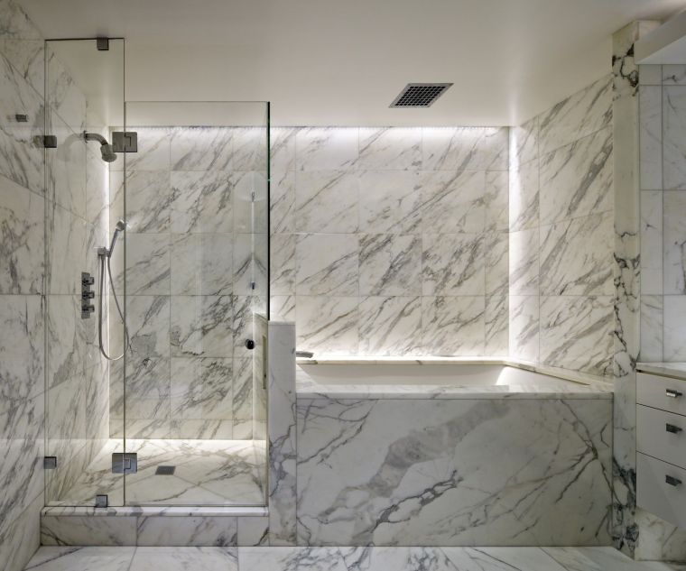 modele de salle de bain tendance en marbre