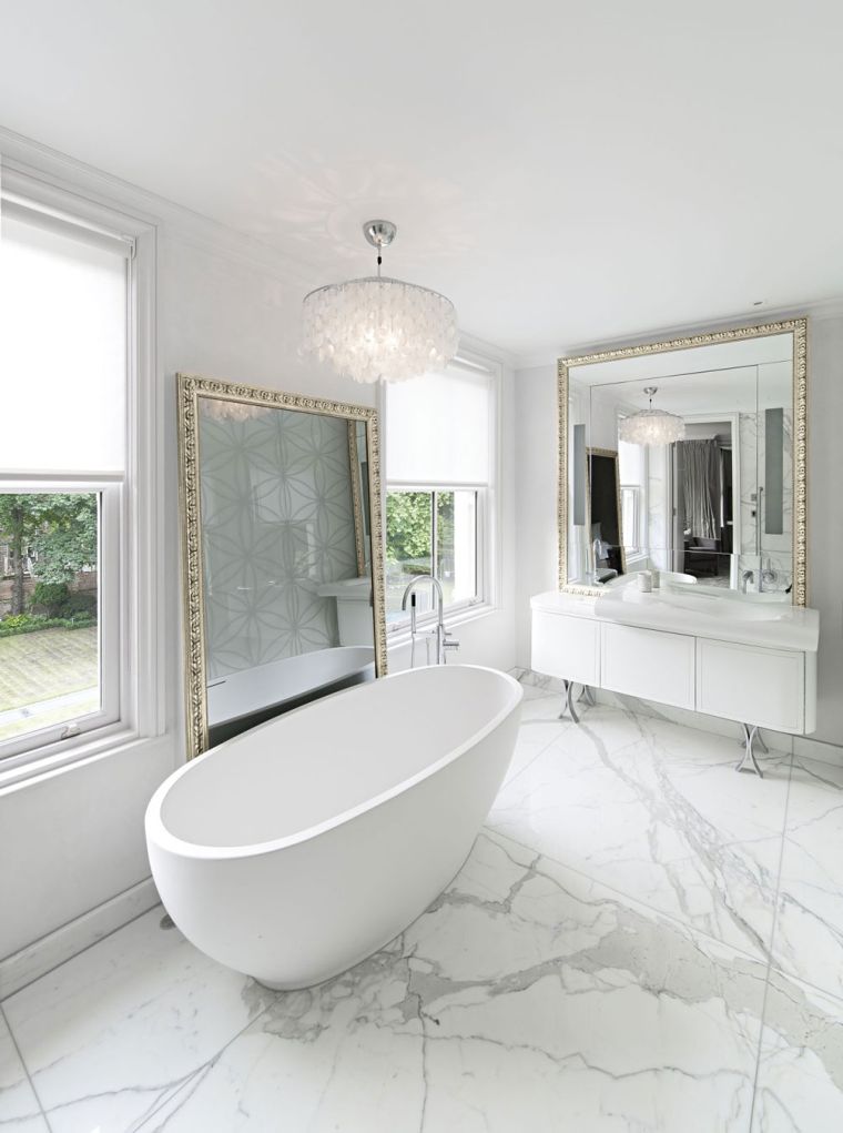 photo de salle de bain tendance en marbre