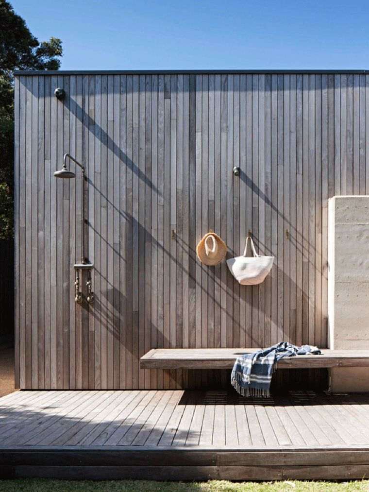 salle de bain jardin douche exterieur bois