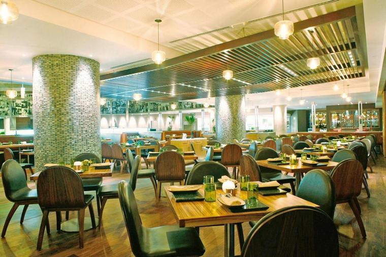 Joburg Sandton Sun hôtel restaurant intérieur