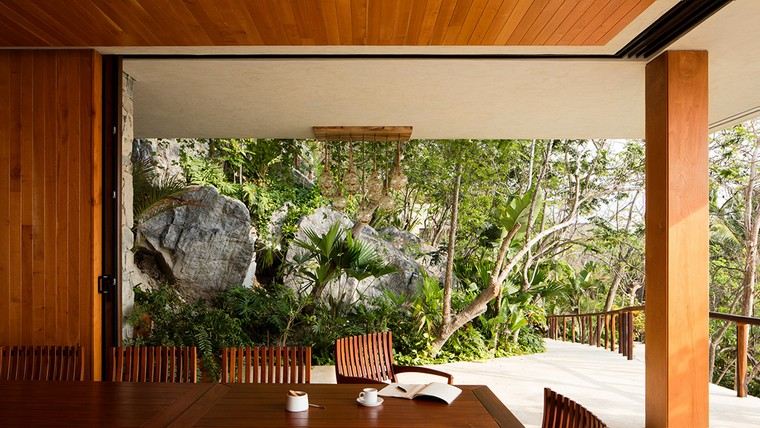 cabane avec piscine extérieur nature terrasse