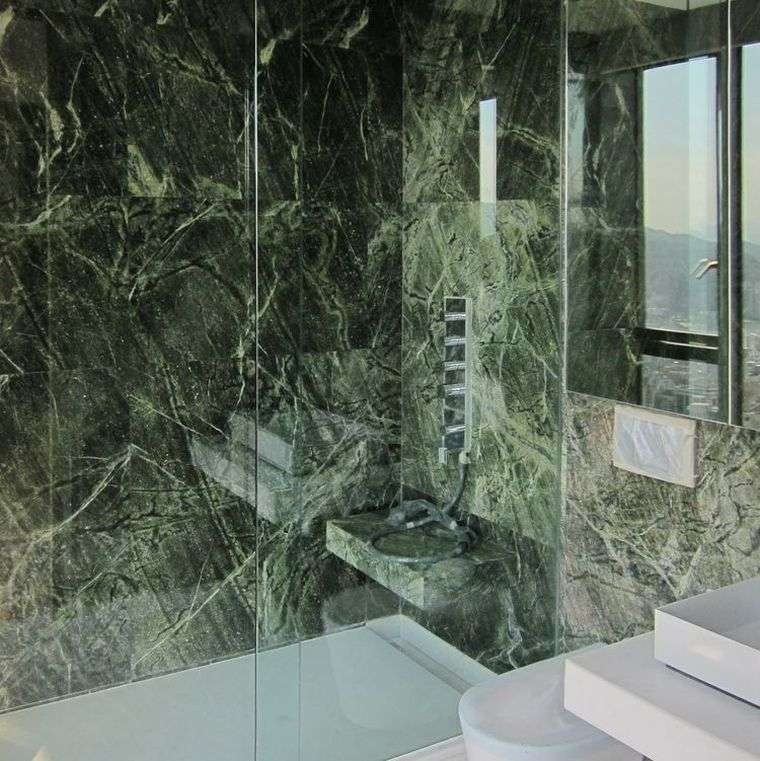 salle de bain deco marbre vert douche