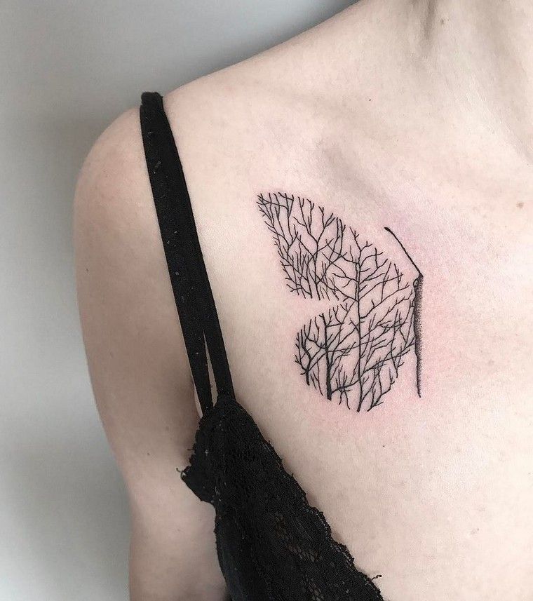 tatouage papillon tatouage femme épaule