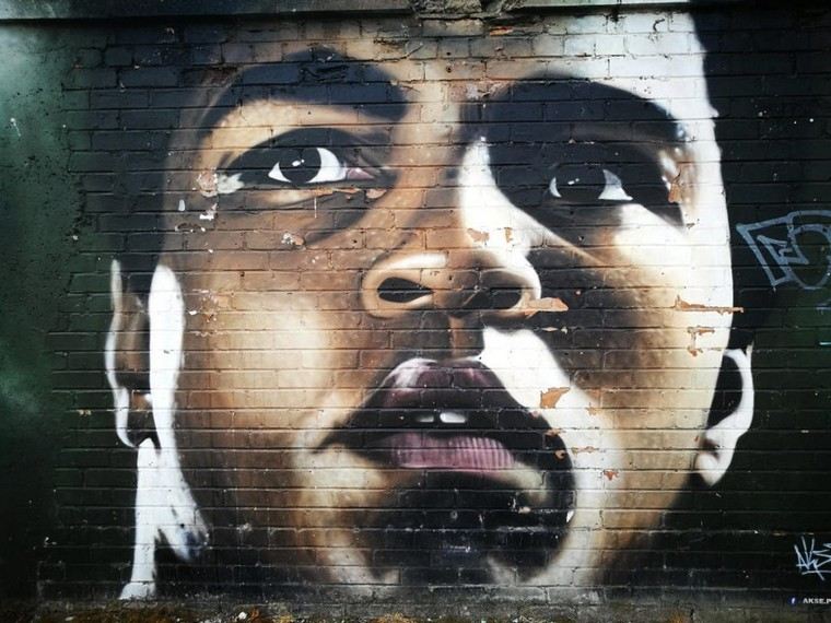 street artist akse graffiti art mural painting