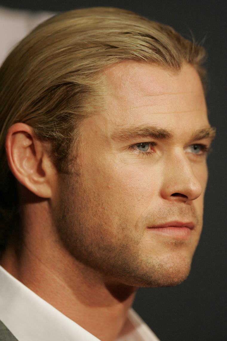 coupe de cheveux cool Chris Hemsworth
