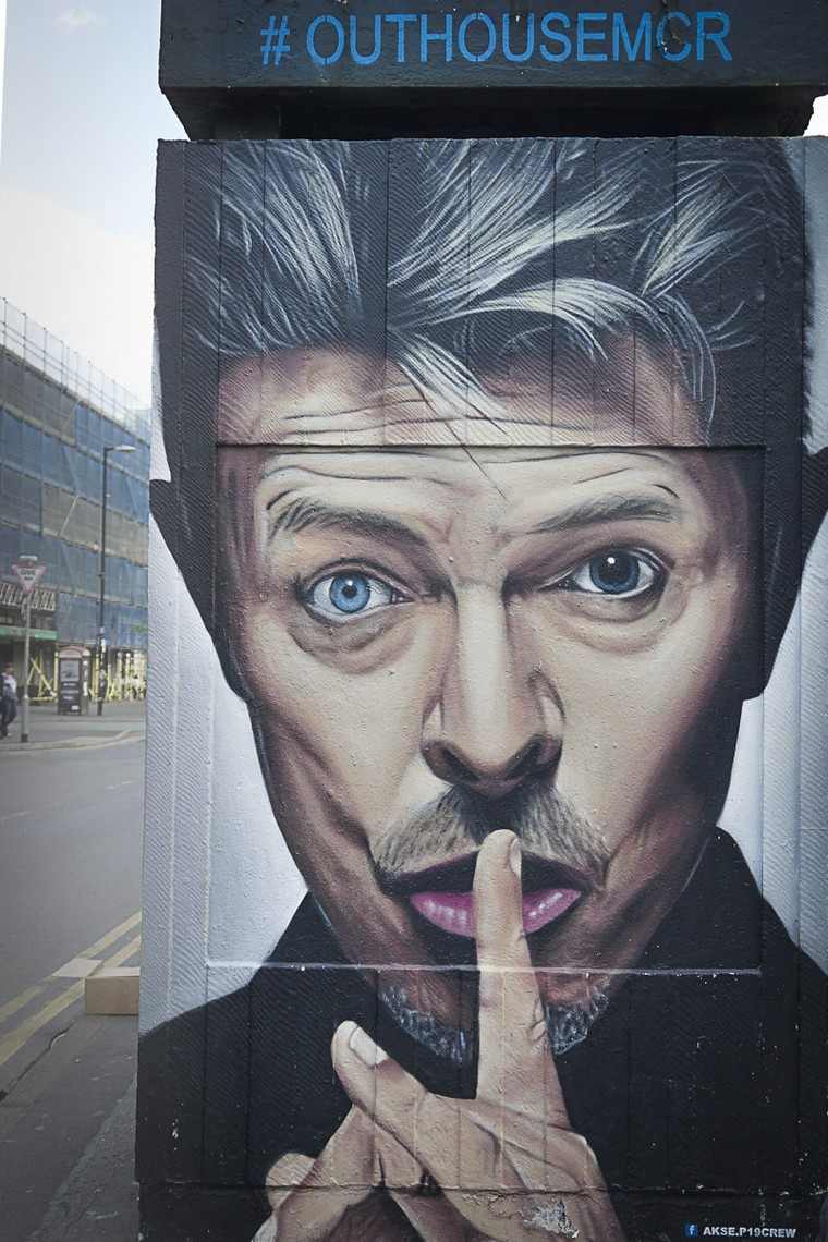 graffiti street artiste akse david bowie
