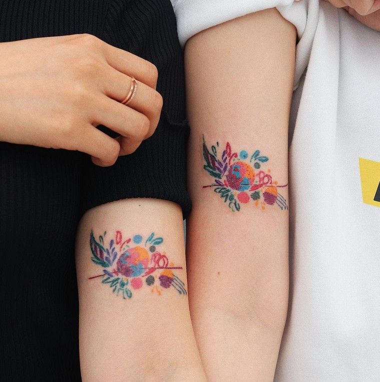 tatouage tendance 2019 tatouage couple couleurs