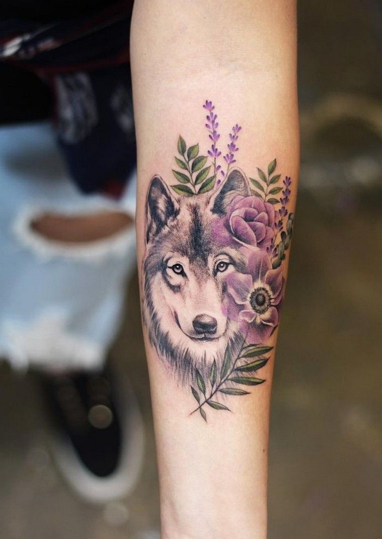 tatouage tendance 2019 tatouage bras idée modèle tatouage femme tatouage loup