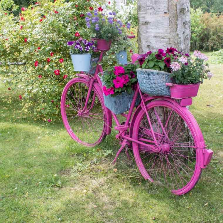 bicyclette comme idée déco pour le jardin