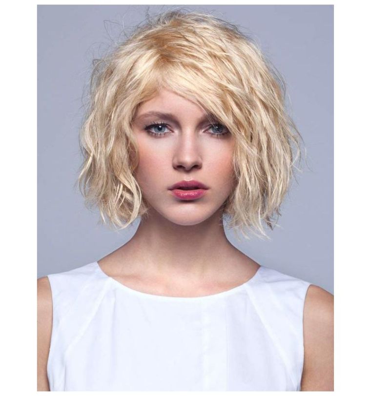 blonde ondulation coupe de cheveux