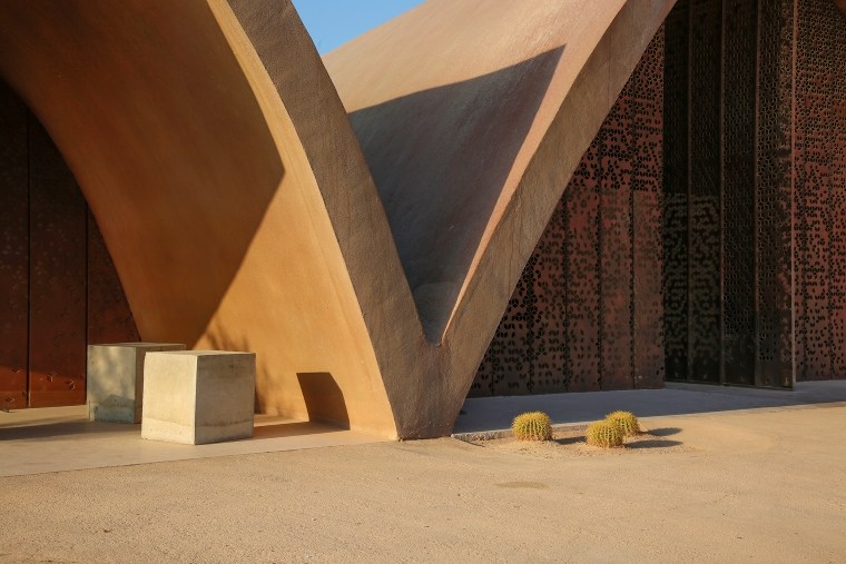 Oppenheim Architecture-Ayla golf oasis - coque en béton