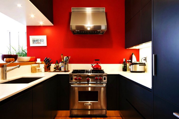 plan de travail pour cuisine en rouge et noir