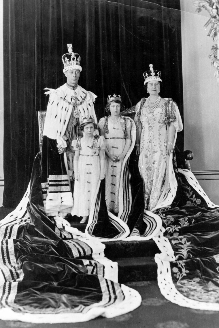  Couronnement roi Georges père Elizabeth II 