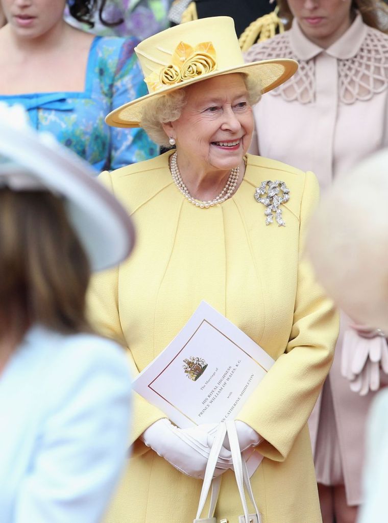 2011 tenues de la reine Elizabeth