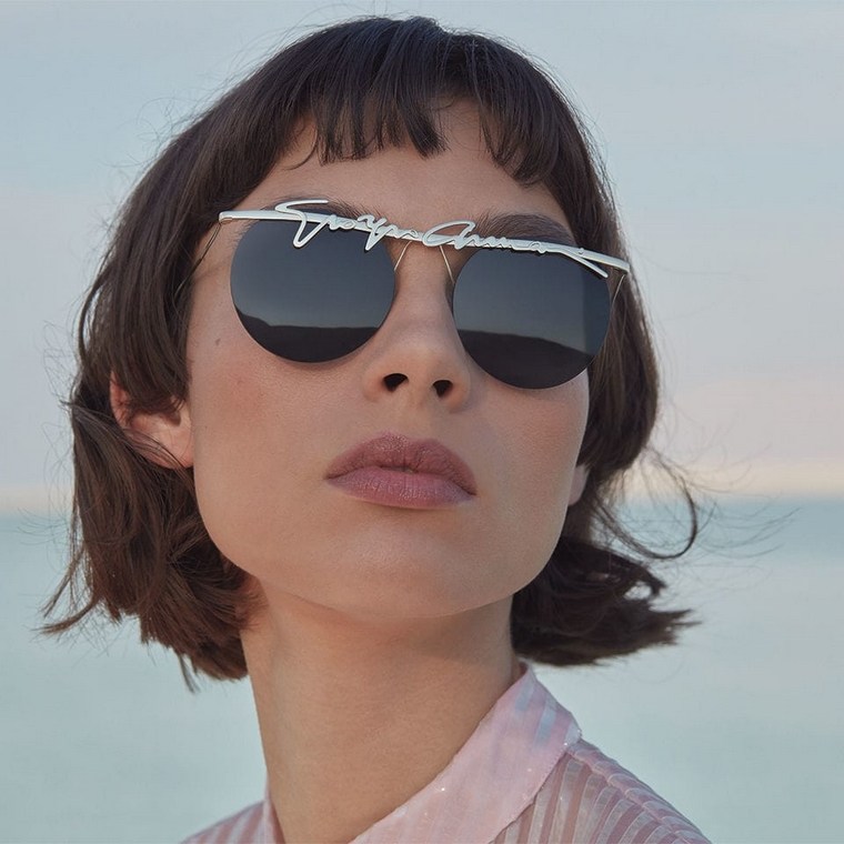 lunettes de soleil tendance 2019 partie superieure droite femmes Giorgio Armani