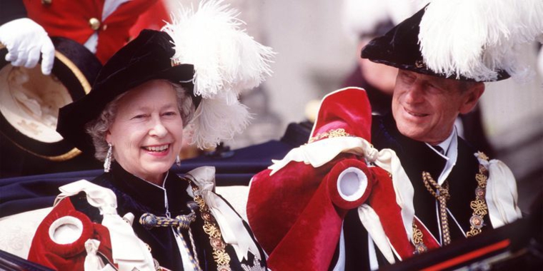 Reine Elizabeth II mode tenues