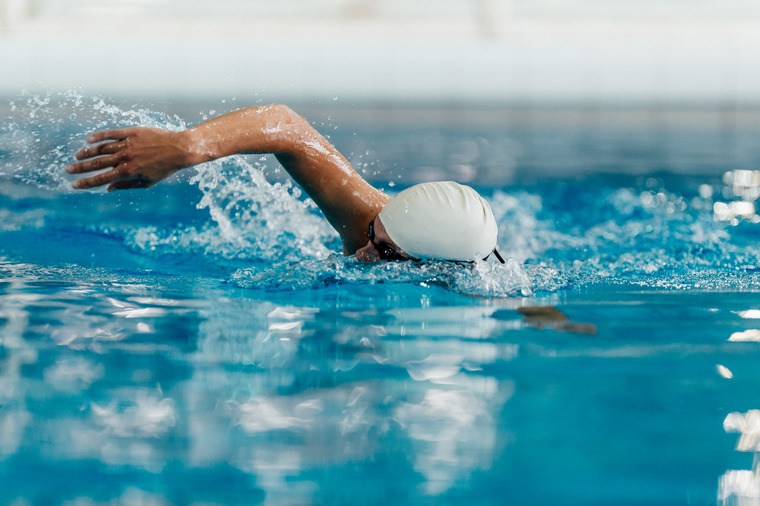 scoliose traitement natation culture-physique