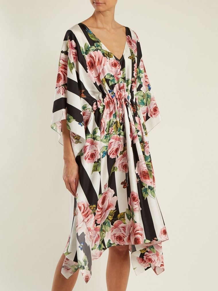 tenue de plage - accessoires - robe en soie avec dessein floral