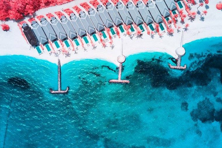Les Maldives Paolo Pettigiani photo infrarouge drone baies