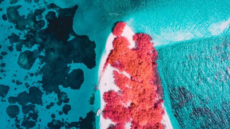 Les Maldives Paolo Pettigiani photo infrarouge drone fin île