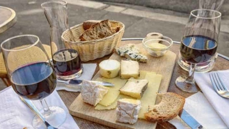 fromage et vins de la cuisine française