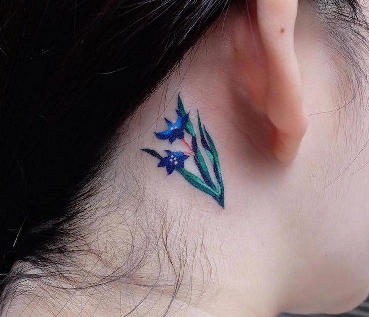 tatouage fleur idée petit tatouage signification fleur
