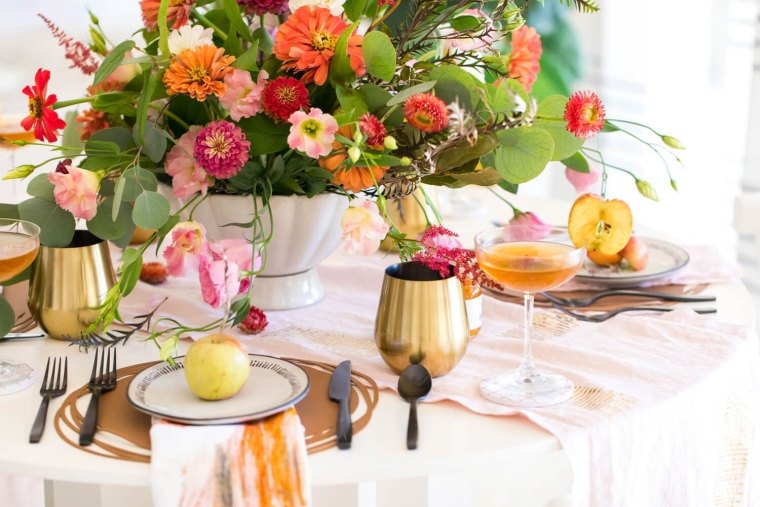 centre de table avec des fleurs 