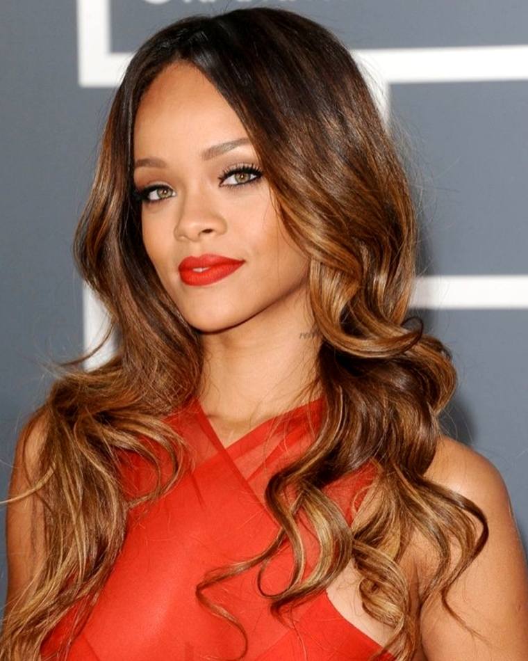 la couleur des cheveux de Rihanna 
