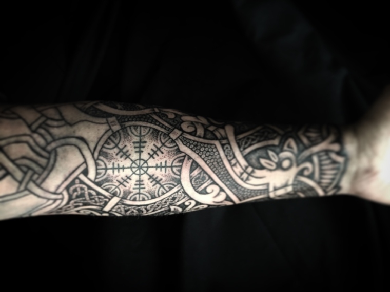 tatouage avec vegvisir signification 