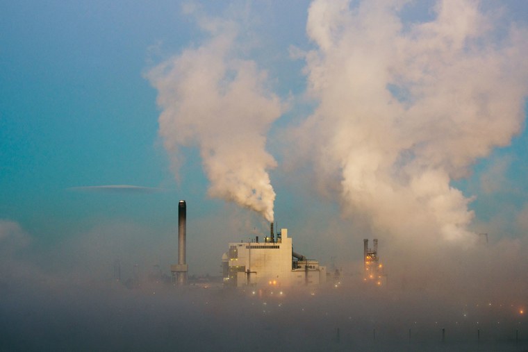 air pollué grande ville industrie