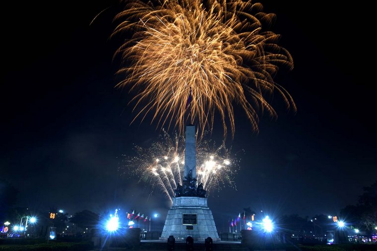 Philippines nouvel an feux artifice
