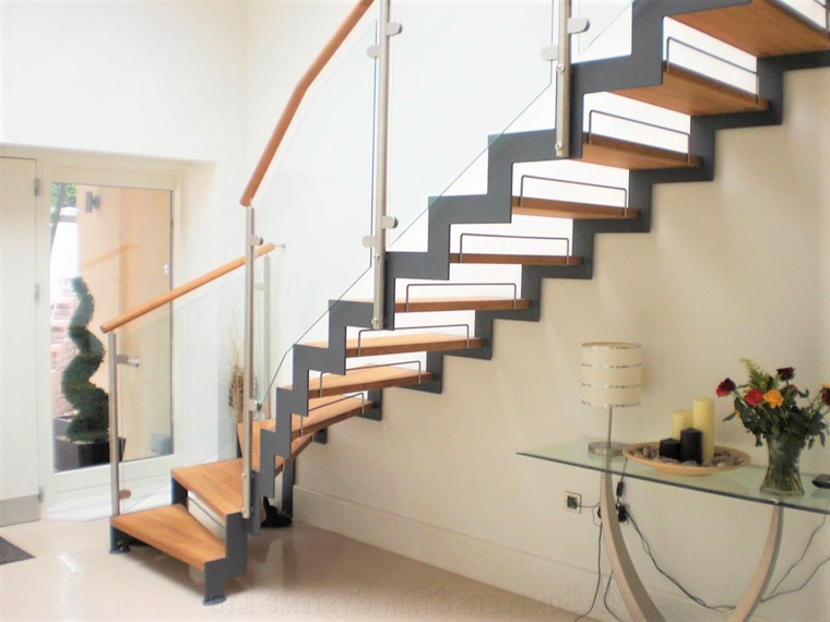 rampe escalier moderne bois et métal