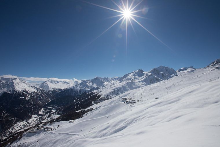 skier bonne neige Sölden