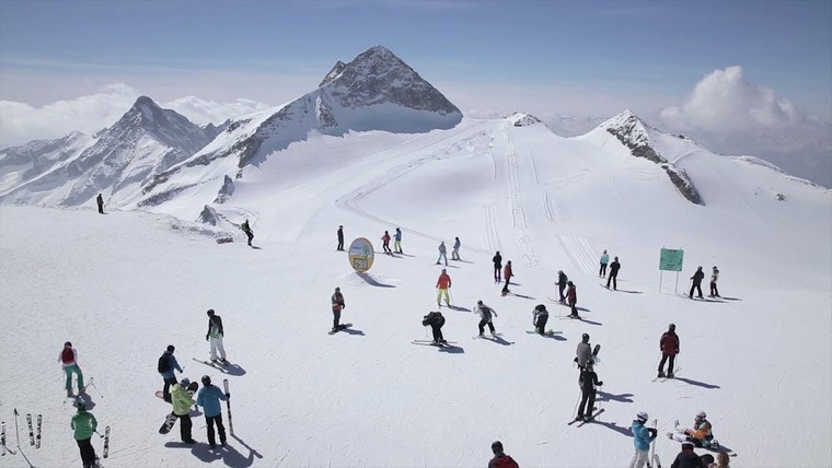skier Hintertux Autriche glacier