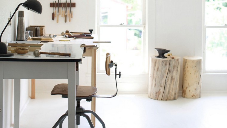 chaise en bois vintage pour un bureau à domicile sans pareil
