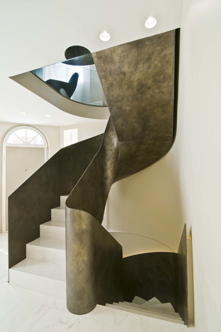intérieur avec escalier design 