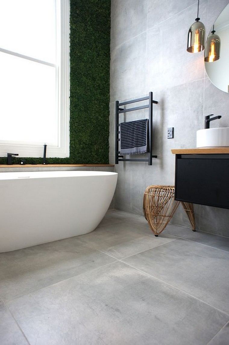 baignoire salle de bain sol gris béton ciré