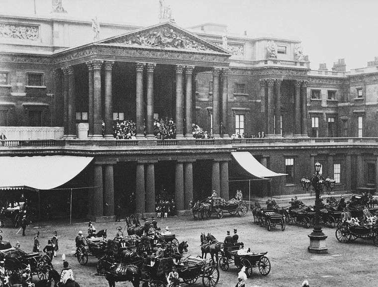 le Buckingham Palace Londres dans le passé 