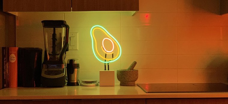 idée lampe néon cuisine
