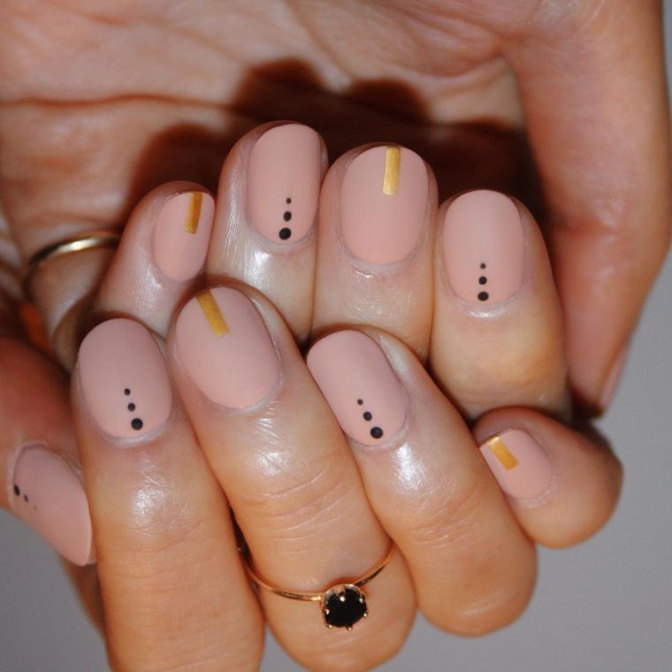 idee ongles deco couleur beige