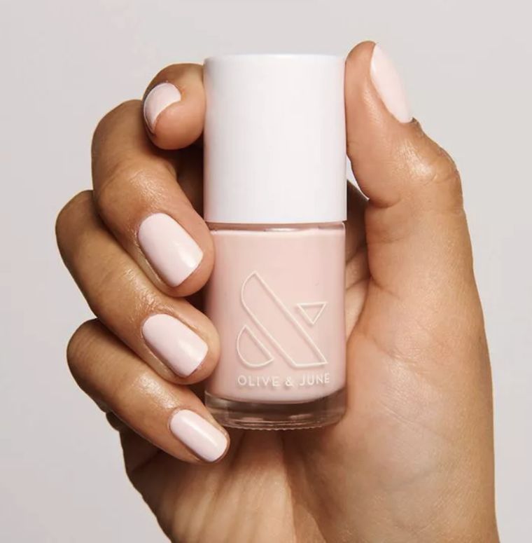 vernis a ongles nude
