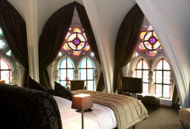 chambre à coucher gothique moderne 