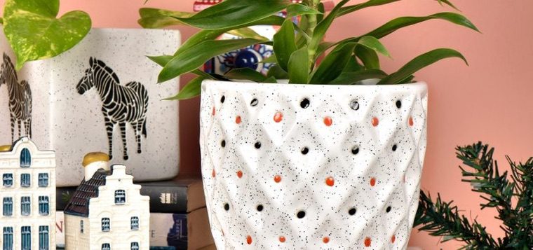 pot de fleur en béton design DIY