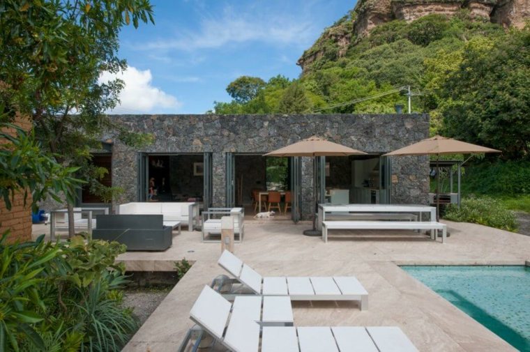terrasse piscine moderne design