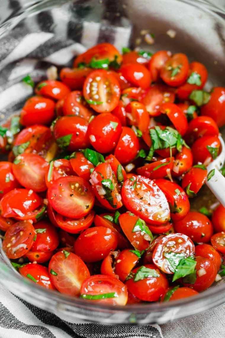 idée pour tomates en salade 